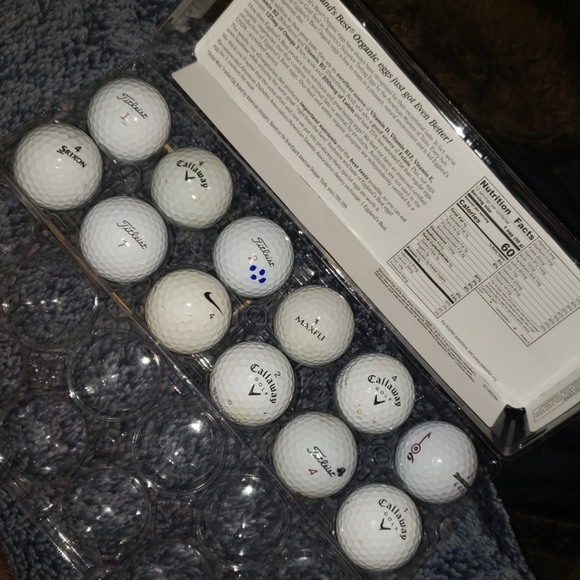 CLEAN BALLS . One game, once hit - Picture 2 of 3